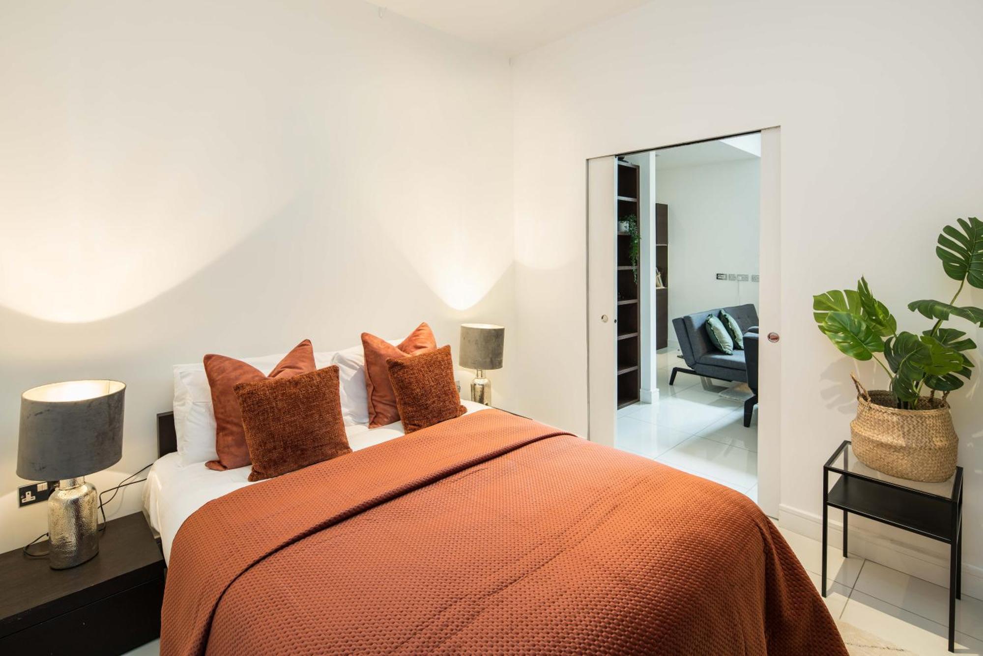 Al Central-Soho-Chinatown-Coventgarden-Cozy-Onebed Apartman London Kültér fotó